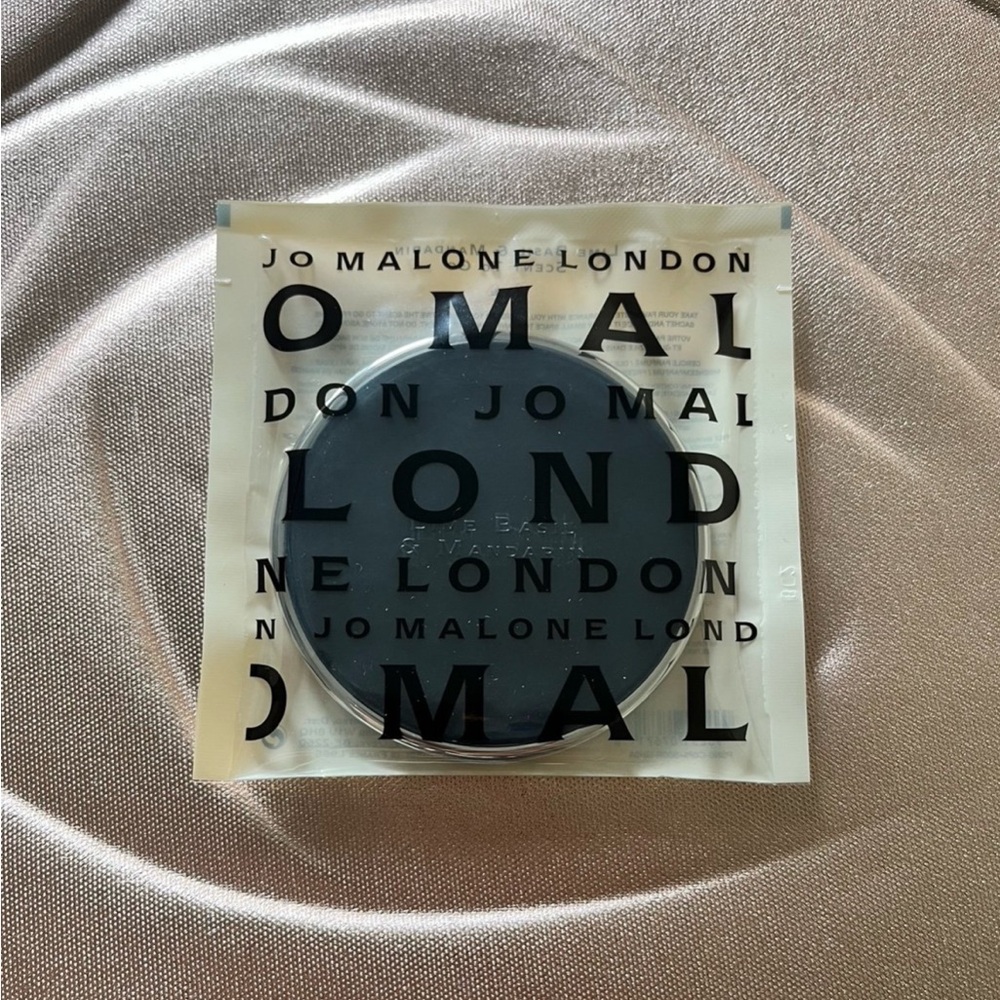 Jo Malone Lime Basil & Mandarin scent to go